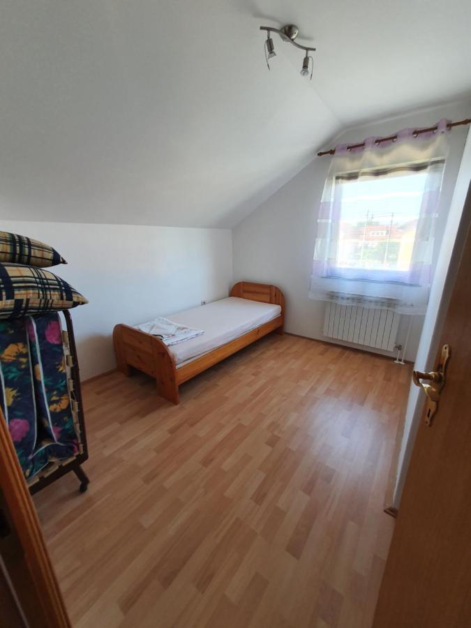 Apartmán House Antea Lucko Exteriér fotografie